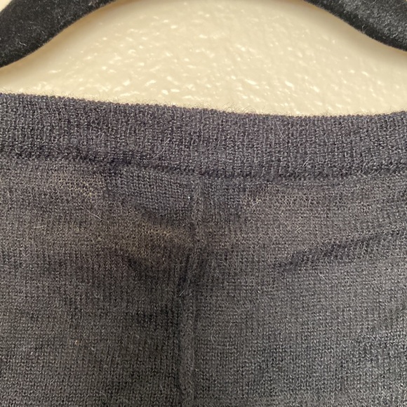 CLUB MONACO| 3/4 sleeve sweater top - Picture 14 of 14